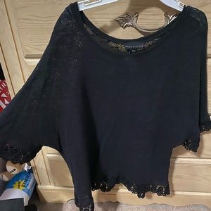 Short sleeve black shirt